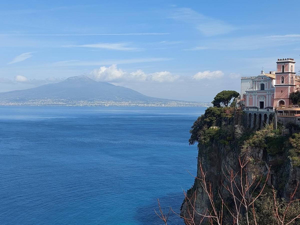 Margherita House Sorrento Vico Equense Eksteriør billede